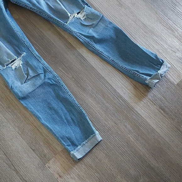 Hollister Y2K High Rise Super Skinny Distressed Medium Wash Jeans 13/31 - Picture 5 of 11